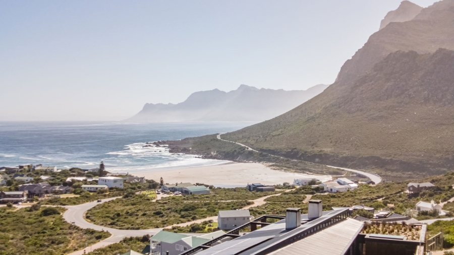 3 Bedroom Property for Sale in Rooi Els Western Cape